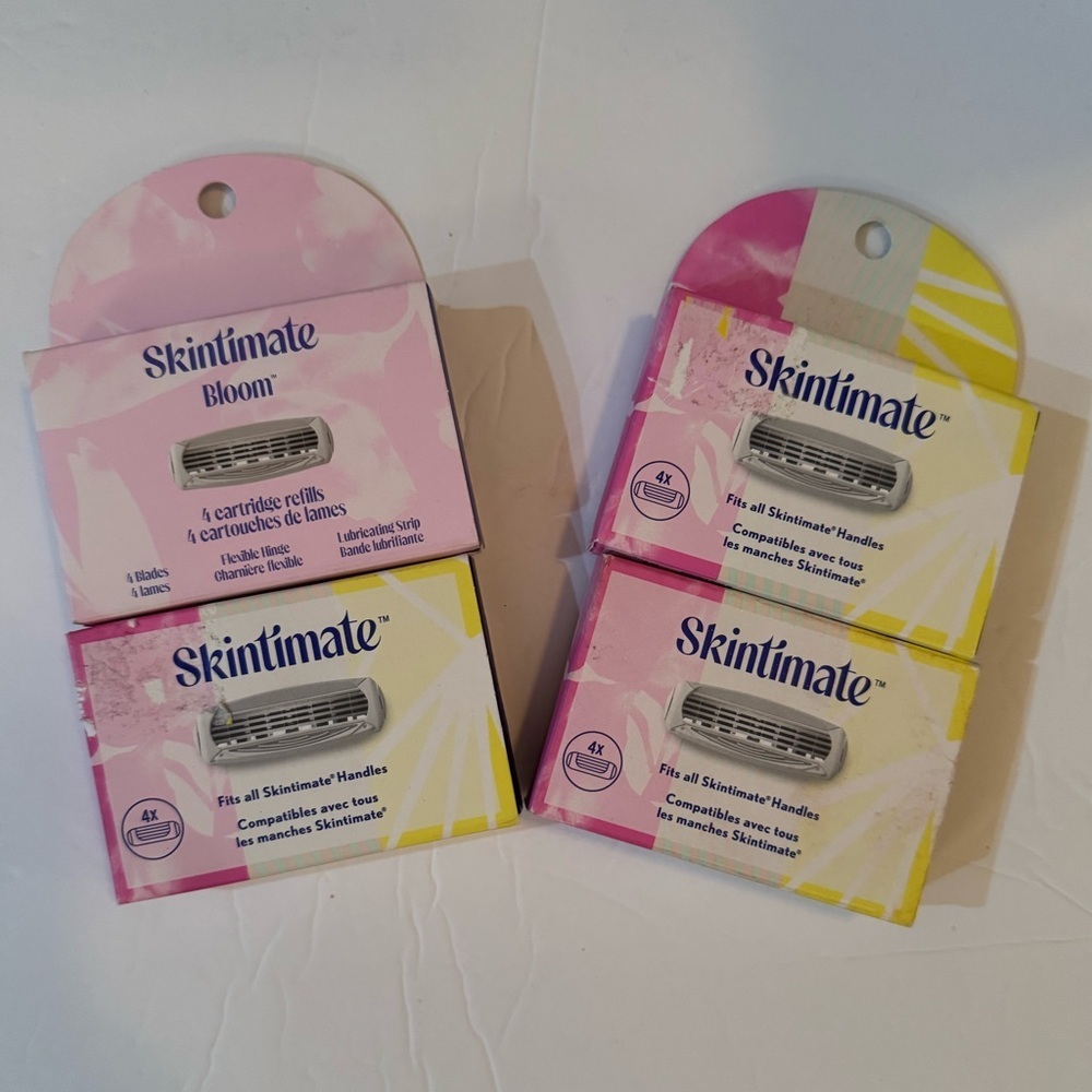 3 Skintimate 4-Blade Women's Razor Refill, 4 Ct & 1 Skintimate Bloom 4 Ct